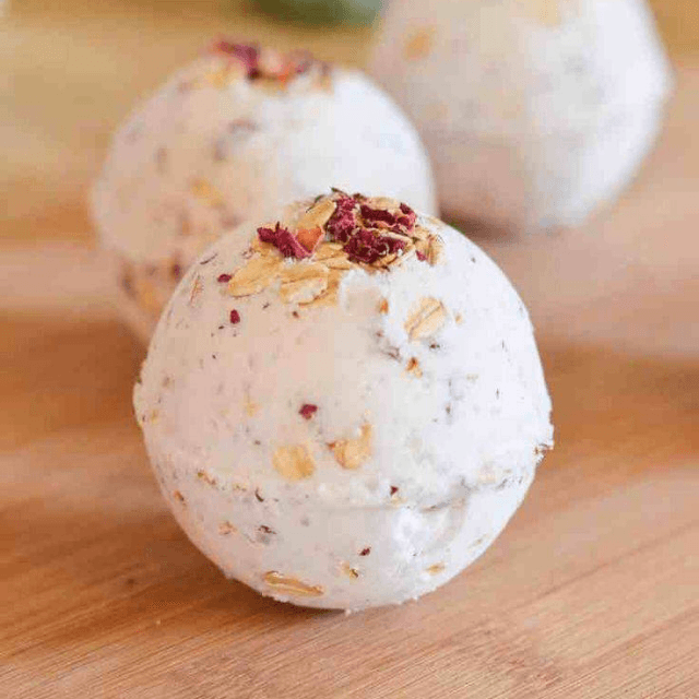 Rose & Jojoba Oil Bath Bomb