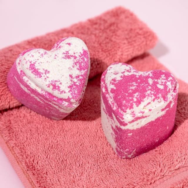Valentine's special - Raspberry pink heart fizzy