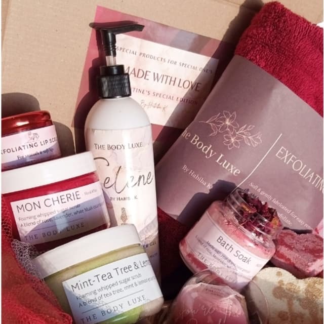 Valentine's special edition bath care box.