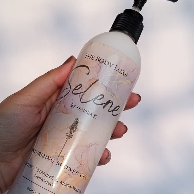 SELENE - Luxurious moisturizing shower gel