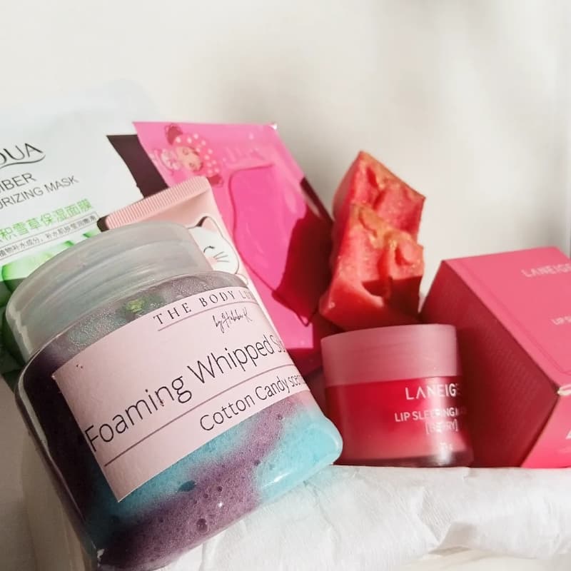 SkinBerry Box - Complete Self-Care Set In Fruity Notes