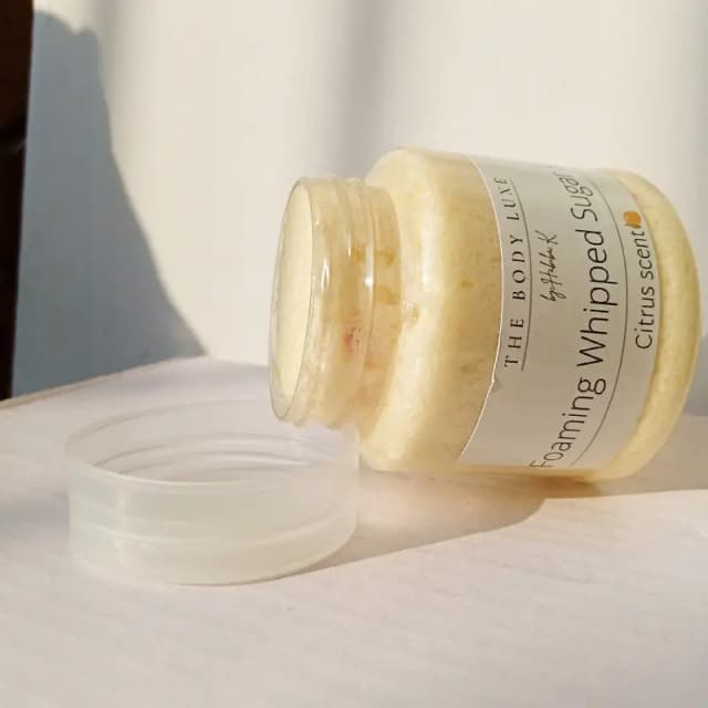Citrus scented body scrub - Regular Size